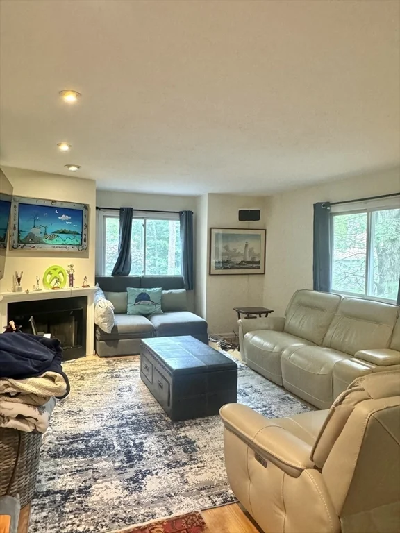 2 bed, 2 bath apartment for rent at 37 Arrowhead Circle Unit 37, Ashland — photo 5 of 19