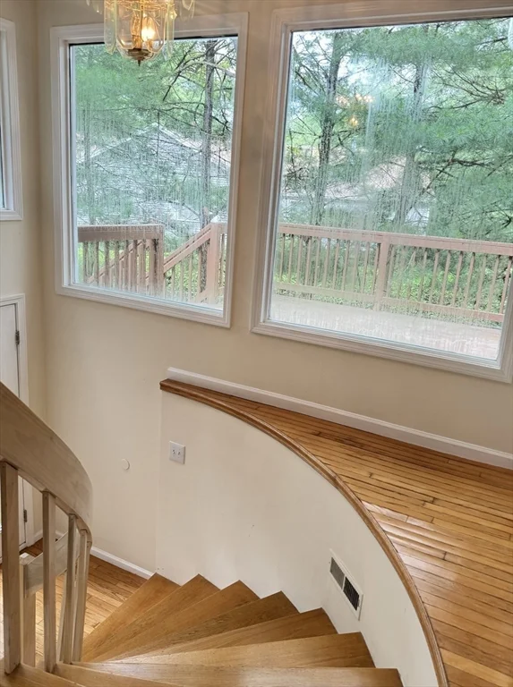 2 bed, 2 bath apartment for rent at 37 Arrowhead Circle Unit 37, Ashland — photo 16 of 19
