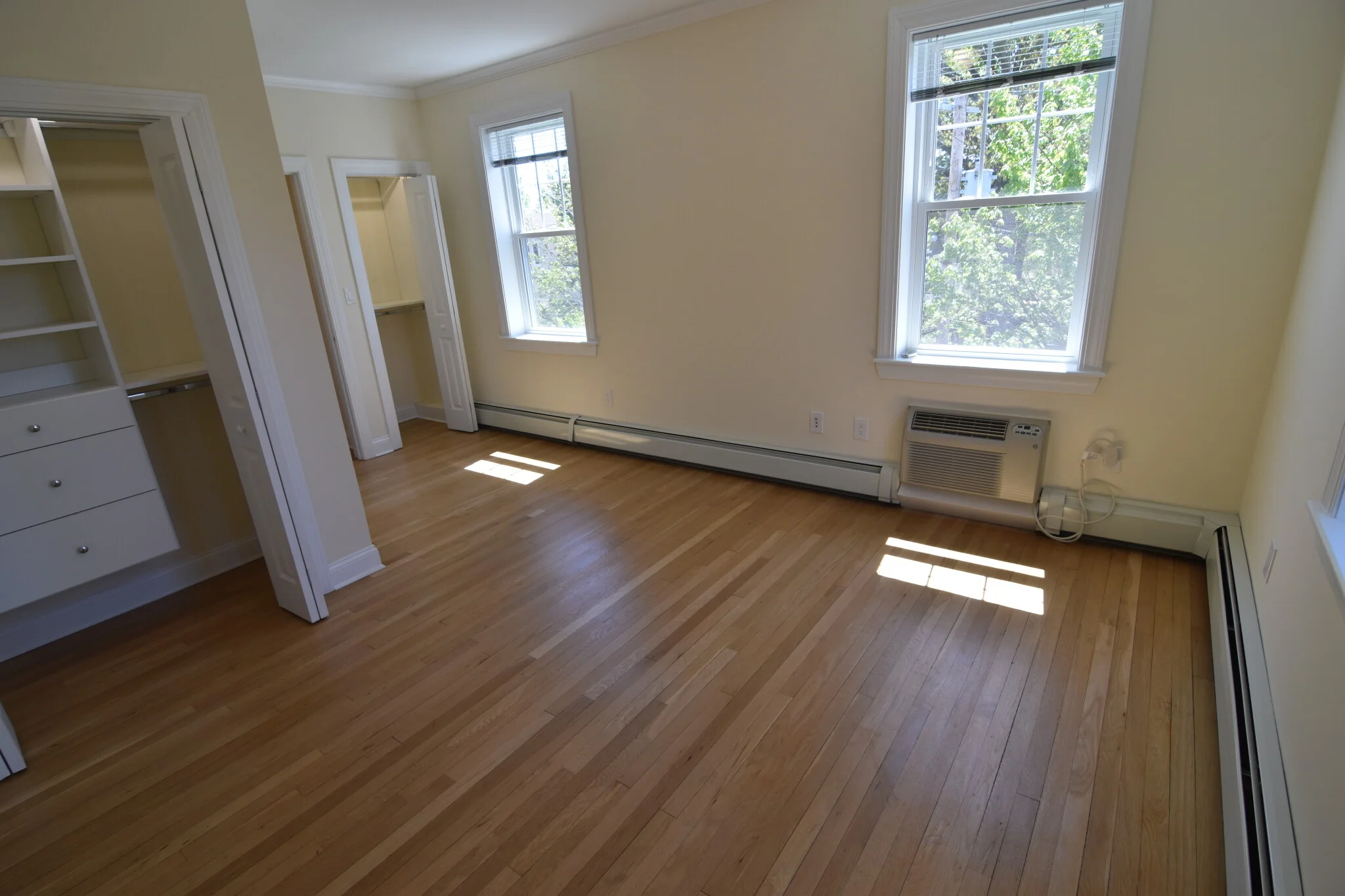 1 bed, 1 bath apartment for rent at 37 Auburn St Unit 3, Coolidge Corner — photo 8 of 11