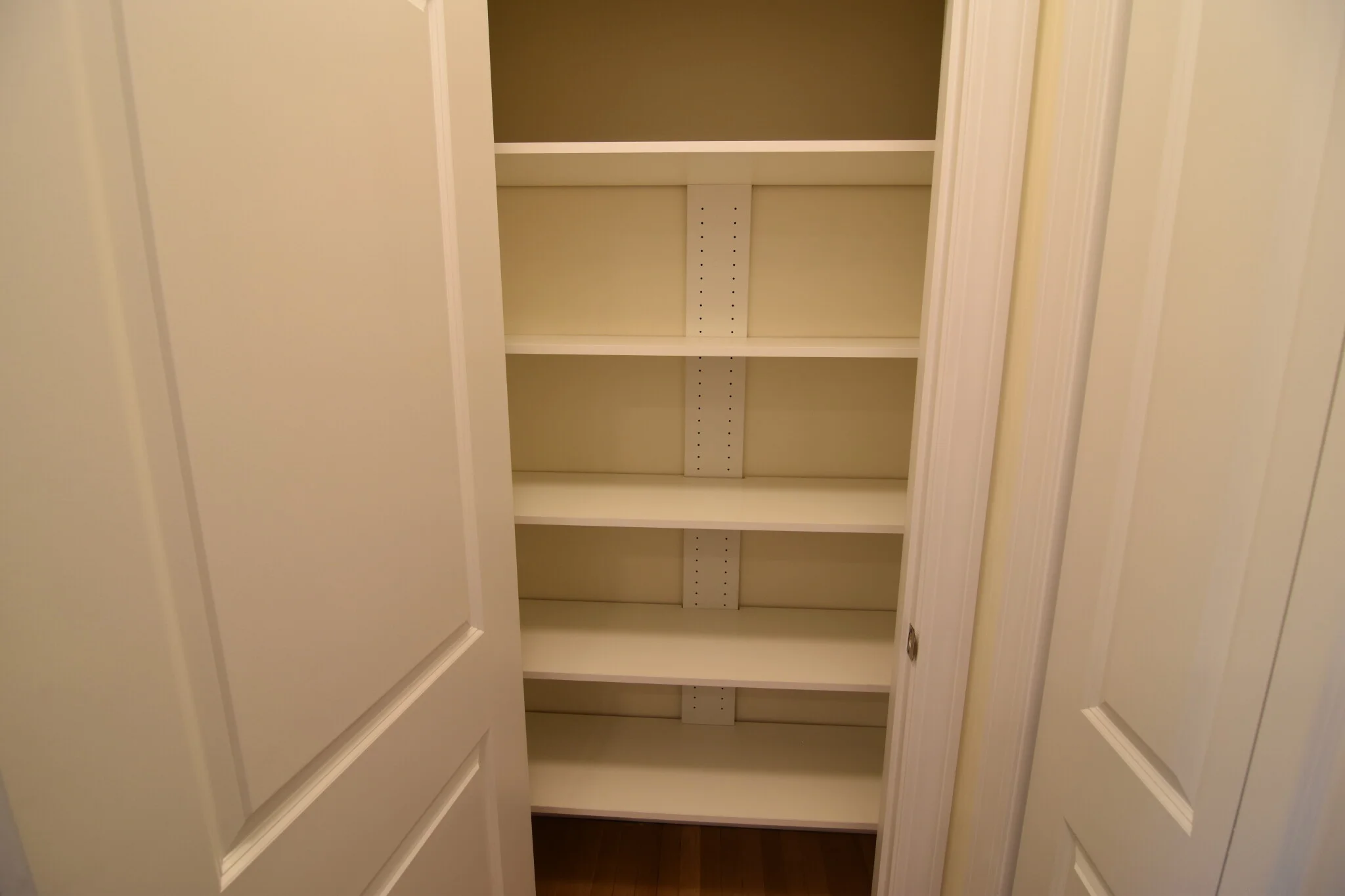 1 bed, 1 bath apartment for rent at 37 Auburn St Unit 6, Coolidge Corner — photo 6 of 11