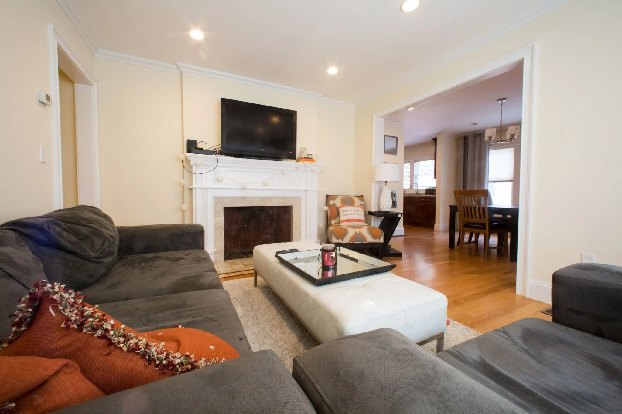 4 bed, 2 bath apartment for rent at 37 Beaconsfield Rd Unit 1, Aspinwall Hill — photo 5 of 17