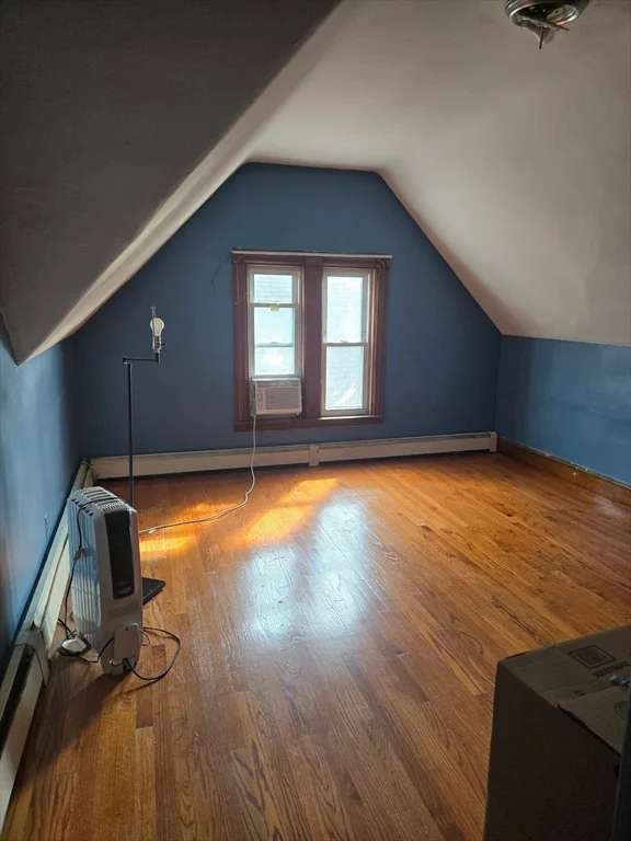 1 bed, 1 bath apartment for rent at 37 Bradley St Unit 2, Winter Hill — photo 2 of 6