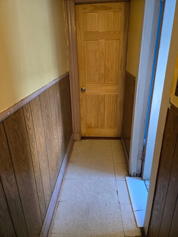 1 bed, 1 bath apartment for rent at 37 Bradley St Unit 2, Winter Hill — photo 3 of 6