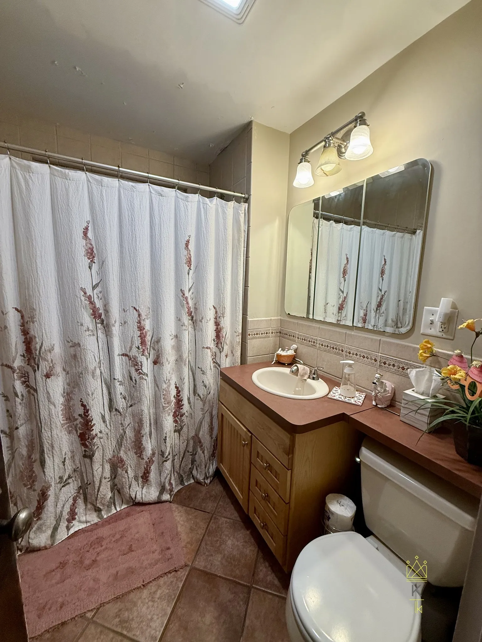 3 bed, 1 bath apartment for rent at 37 Brington Rd Unit 1, Brookline — photo 10 of 18