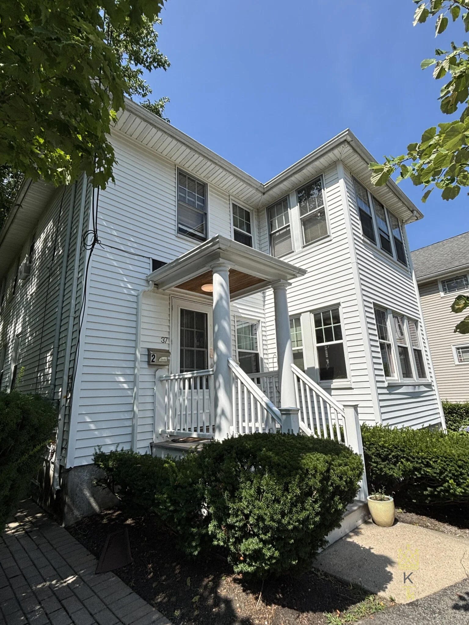 3 bed, 1 bath apartment for rent at 37 Brington Rd Unit 2, Brookline — photo 16 of 19