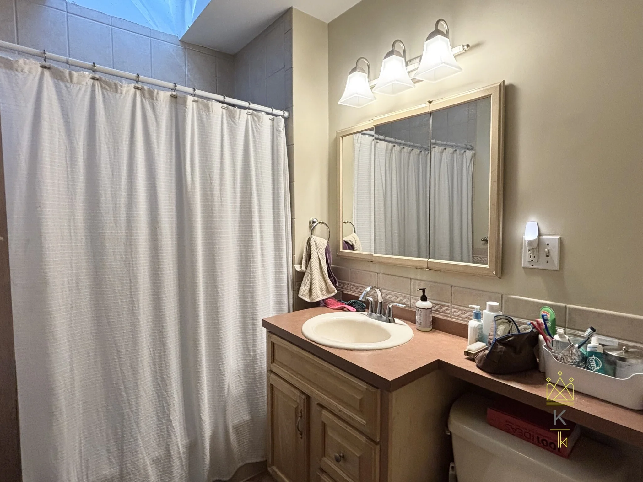 3 bed, 1 bath apartment for rent at 37 Brington Rd Unit 2, Brookline — photo 14 of 19
