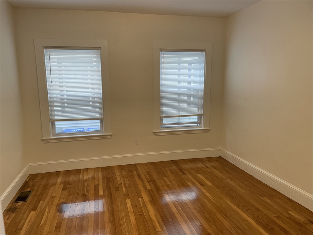 4 bed, 2 bath apartment for rent at 37 Brook St Unit 1, Central Village — photo 3 of 22