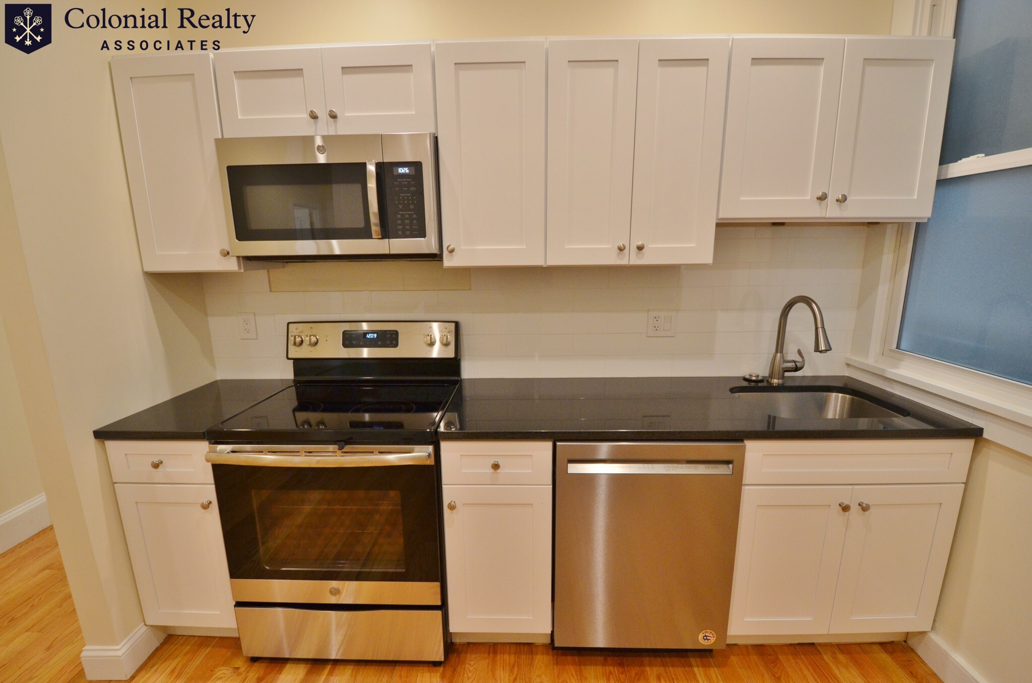 4 bed, 2 bath apartment for rent at 37 Brookline St Unit 17, Cambridgeport — photo 38 of 40
