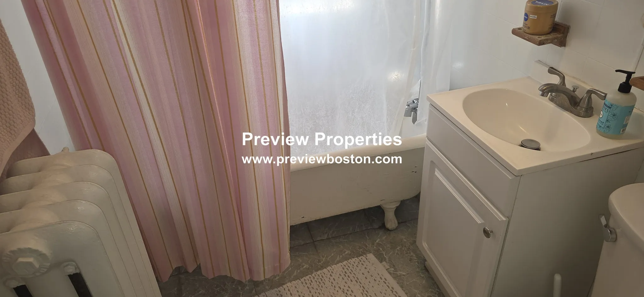 2.5 bed, 1 bath apartment for rent at 37 Brooksdale Rd Unit 1, Brighton — photo 16 of 27