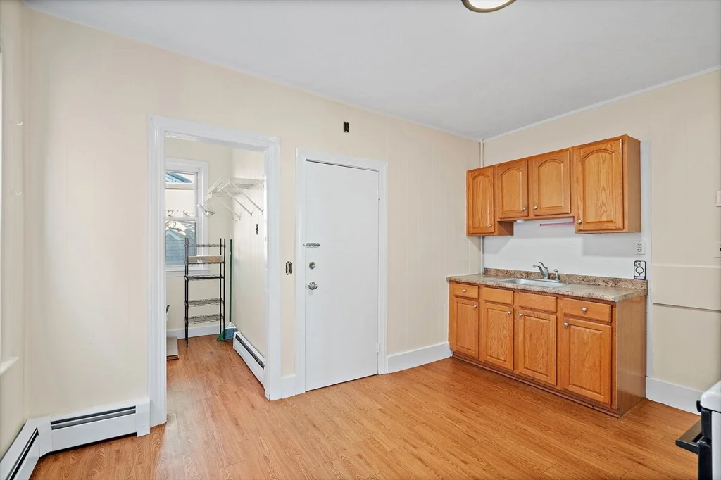 3 bed, 1 bath apartment for rent at 37 Calvin St Unit 2, Inman Square — photo 8 of 12