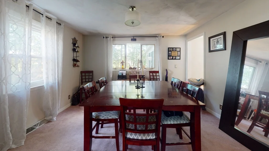 3 bed, 2 bath apartment for rent at 37 Centre St, Felchville — photo 3 of 8