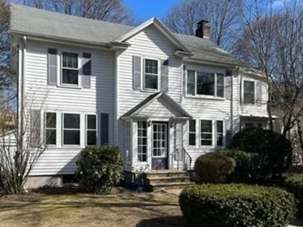 4 bed, 2 bath apartment for rent at 37 Charlotte Rd, Newton Center — photo 1 of 21