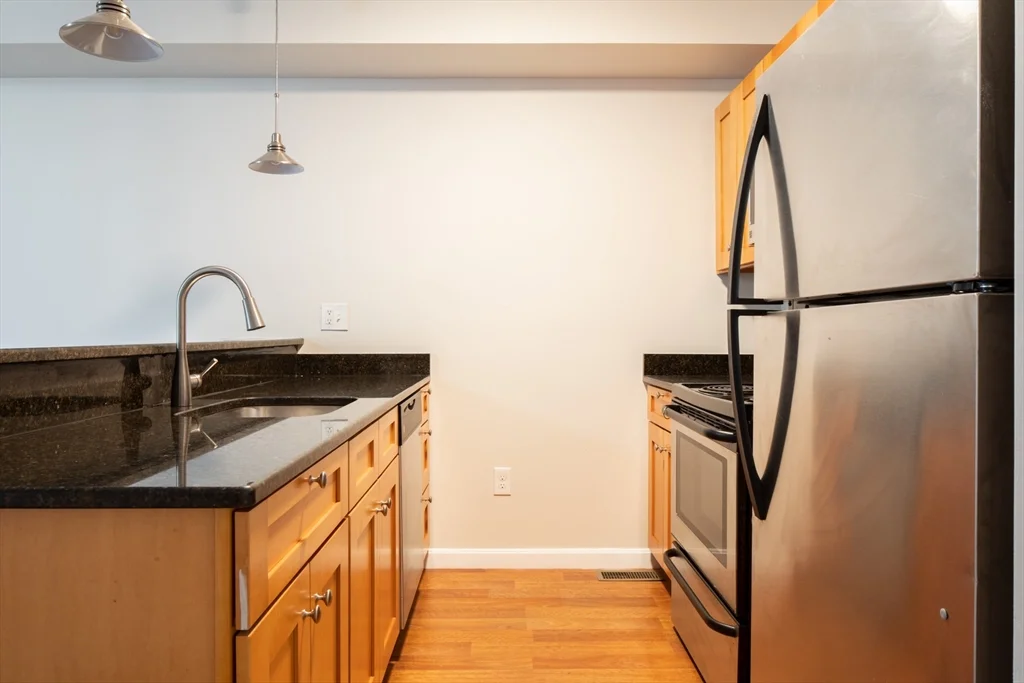 2 bed, 1 bath apartment for rent at 37 Chelsea St Unit 02, East Boston — photo 7 of 12
