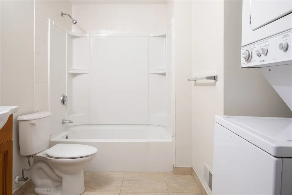 2 bed, 1 bath apartment for rent at 37 Chelsea St Unit 02, East Boston — photo 12 of 12