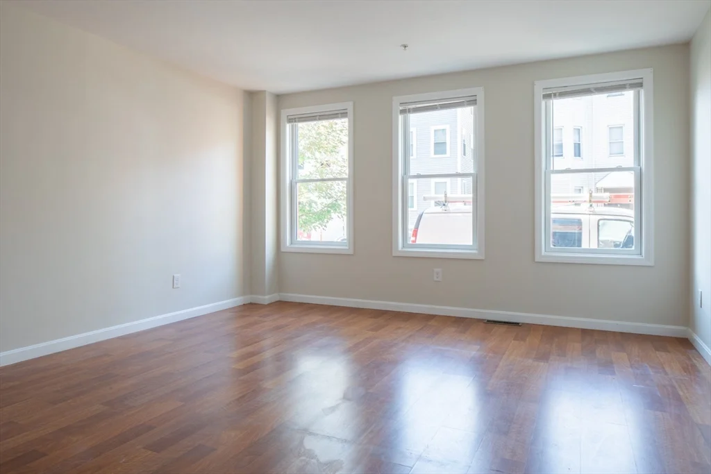 2 bed, 1 bath apartment for rent at 37 Chelsea St Unit 2b, East Boston — photo 7 of 11