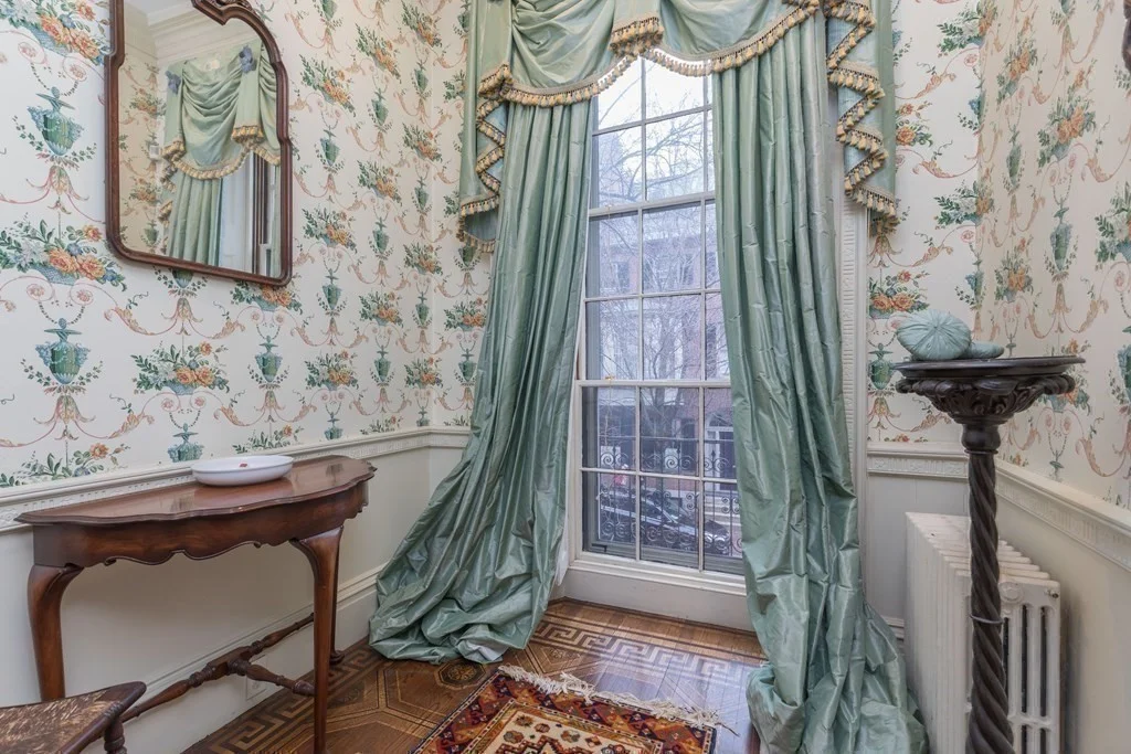 5 bed, 4+ bath apartment for rent at 37 Chestnut St, Beacon Hill — photo 13 of 24