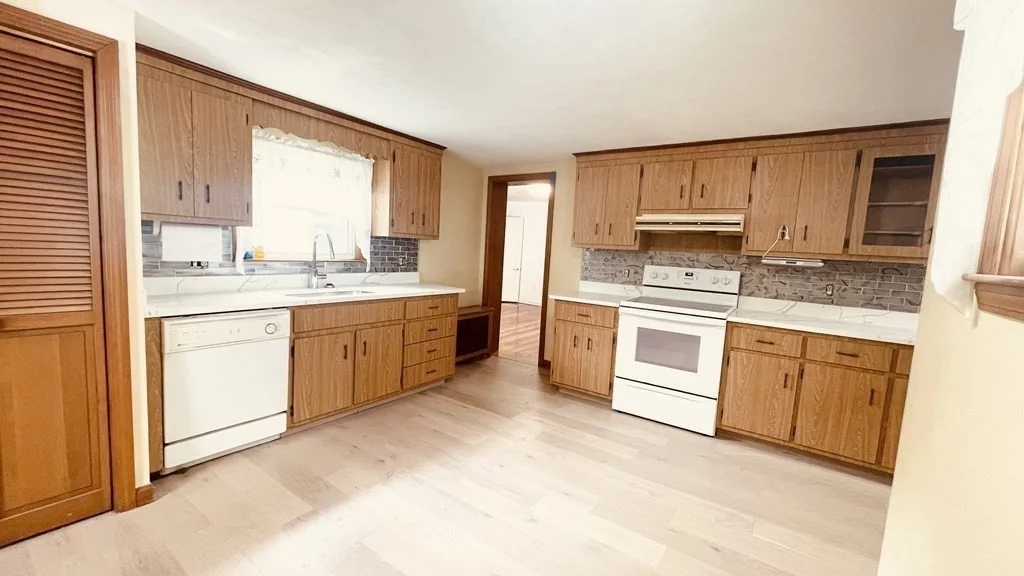 4 bed, 2 bath apartment for rent at 37 Chestnut St, Randolph — photo 7 of 23