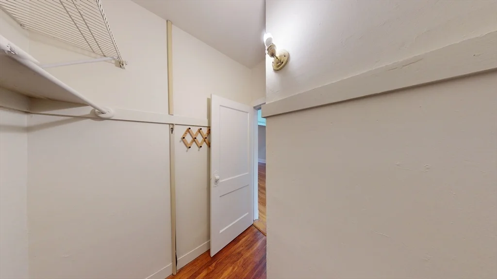 2 bed, 1 bath apartment for rent at 37 Claflin Rd Unit 1, Aspinwall Hill — photo 6 of 13