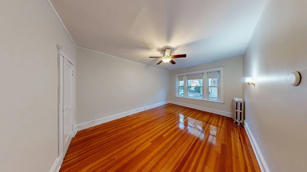 2 bed, 1 bath apartment for rent at 37 Claflin Rd Unit 1, Aspinwall Hill — photo 3 of 13