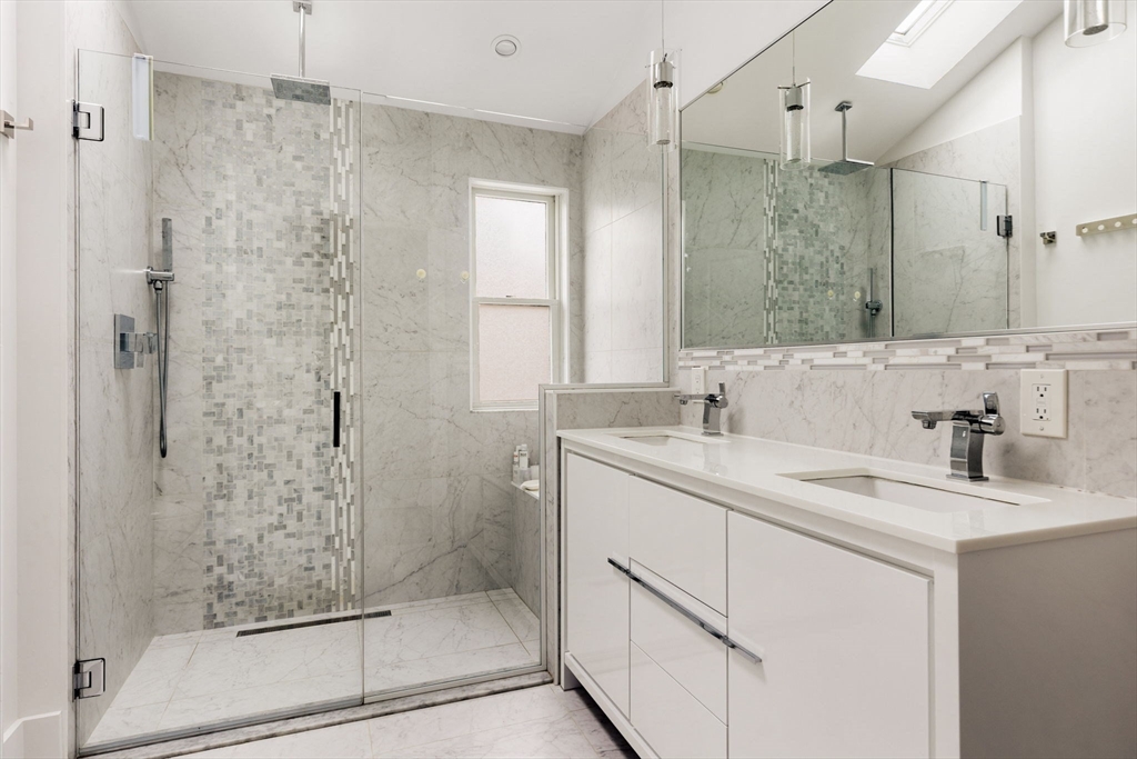 4 bed, 3 bath apartment for rent at 37 Claremon St Unit 37, Davis Square — photo 24 of 31