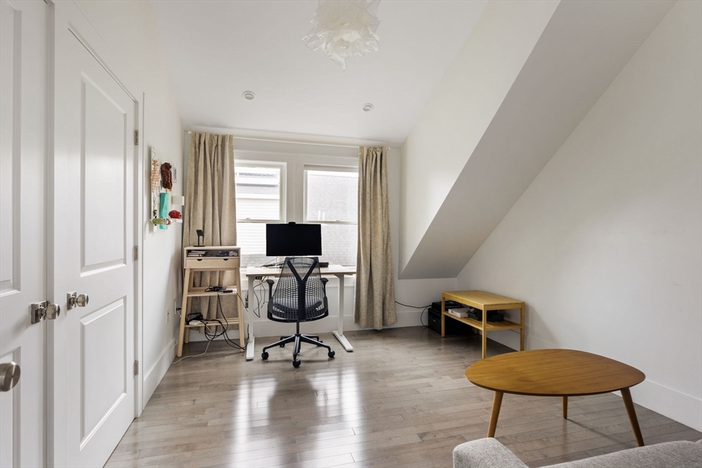 4 bed, 3 bath apartment for rent at 37 Claremon St Unit 37, Davis Square — photo 14 of 31