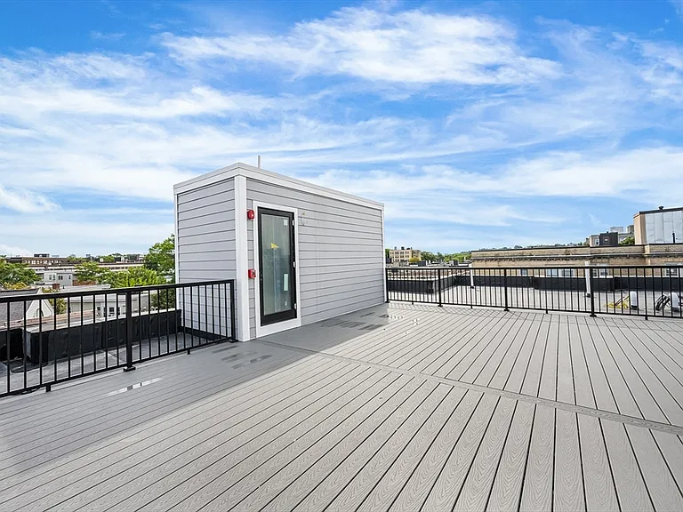 1 bed, 1 bath apartment for rent at 37 Colborne Rd Unit 1, Brighton — photo 5 of 5
