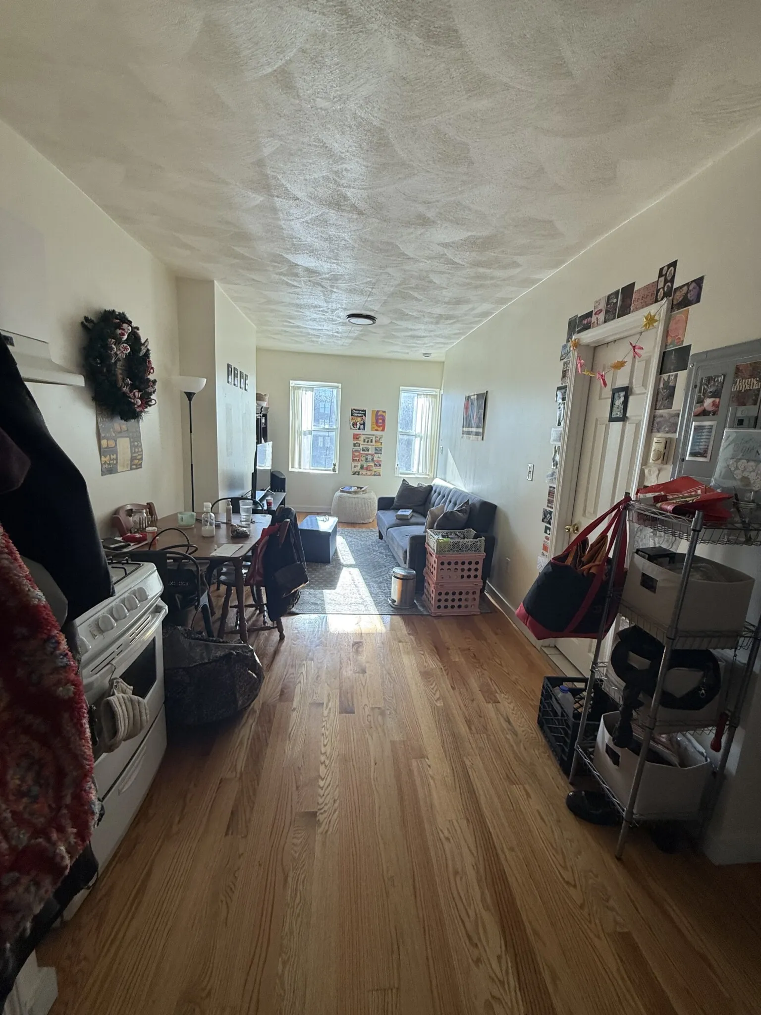 2 bed, 1 bath apartment for rent at 37 Cooper St Unit 3, North End