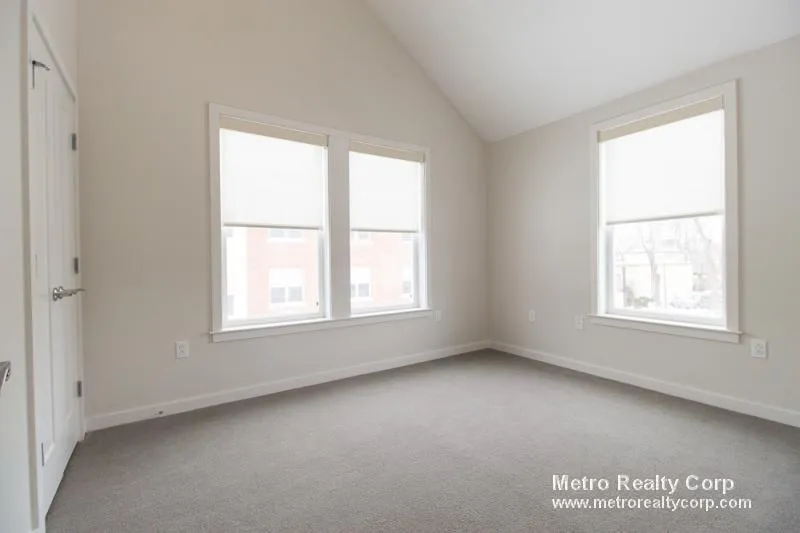 4 bed, 3.5 bath apartment for rent at 37 Cottage Park Ave, North Cambridge — photo 8 of 15