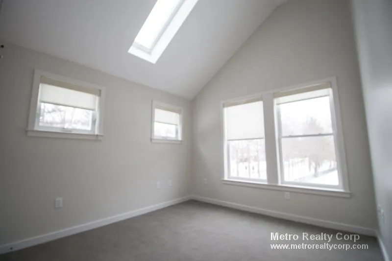 4 bed, 3.5 bath apartment for rent at 37 Cottage Park Ave, North Cambridge — photo 6 of 15