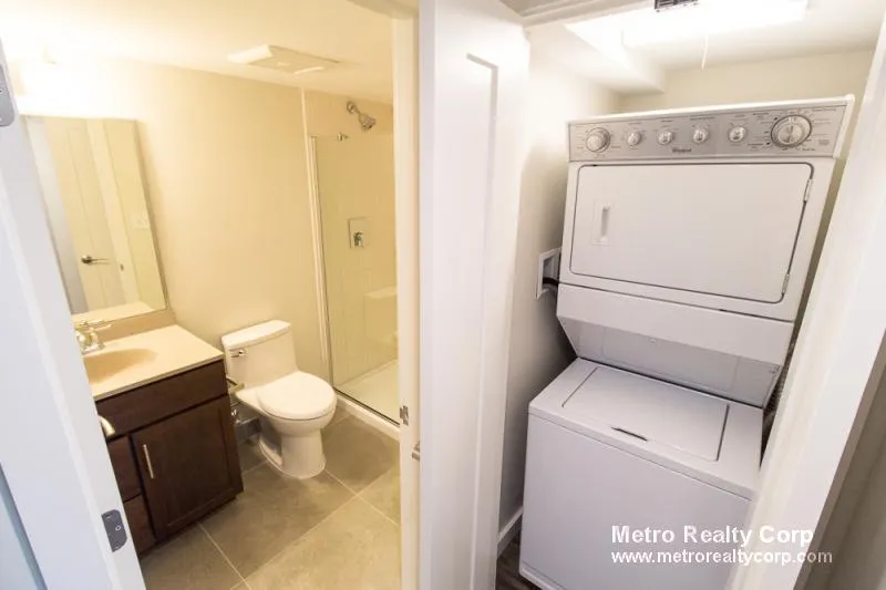 4 bed, 3.5 bath apartment for rent at 37 Cottage Park Ave, North Cambridge — photo 14 of 15