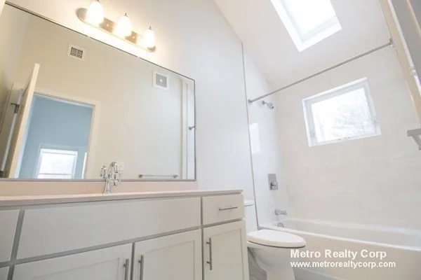 4 bed, 3.5 bath apartment for rent at 37 Cottage Park Ave Unit 1, North Cambridge — photo 13 of 15