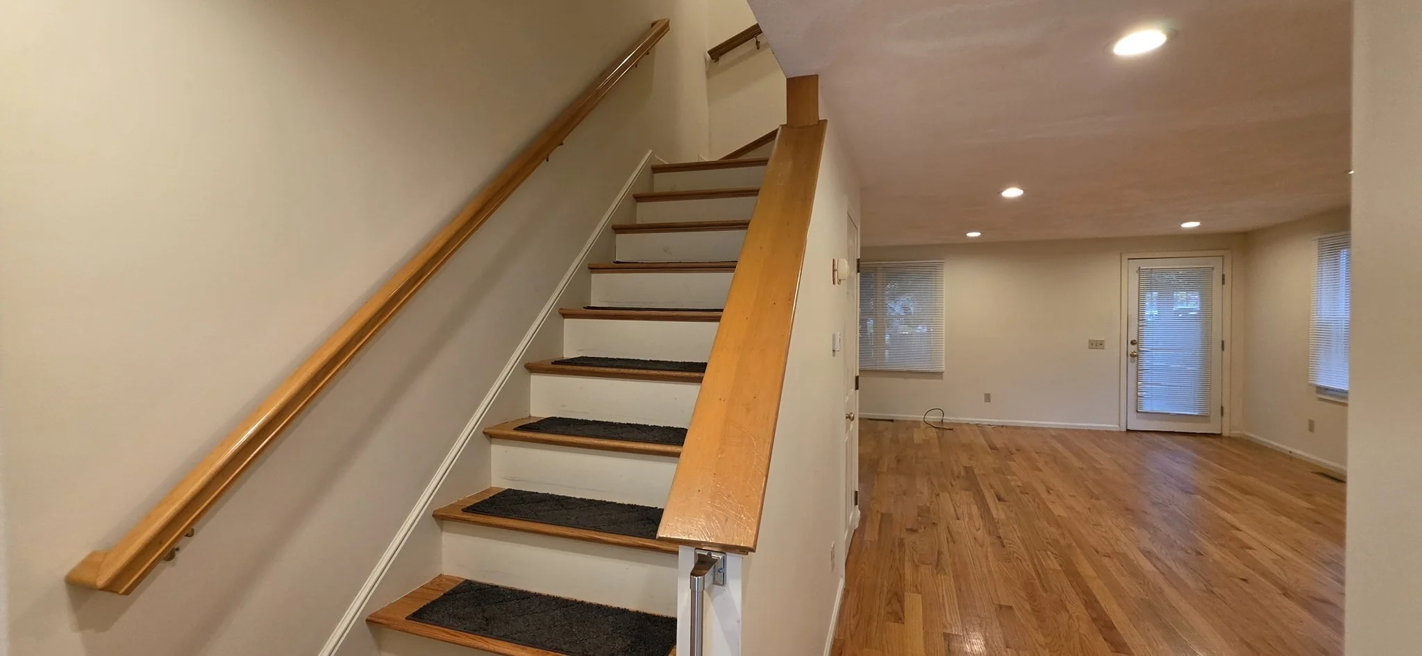2 bed, 2 bath apartment for rent at 37 Crafts St Unit 37, Nonantum — photo 5 of 16