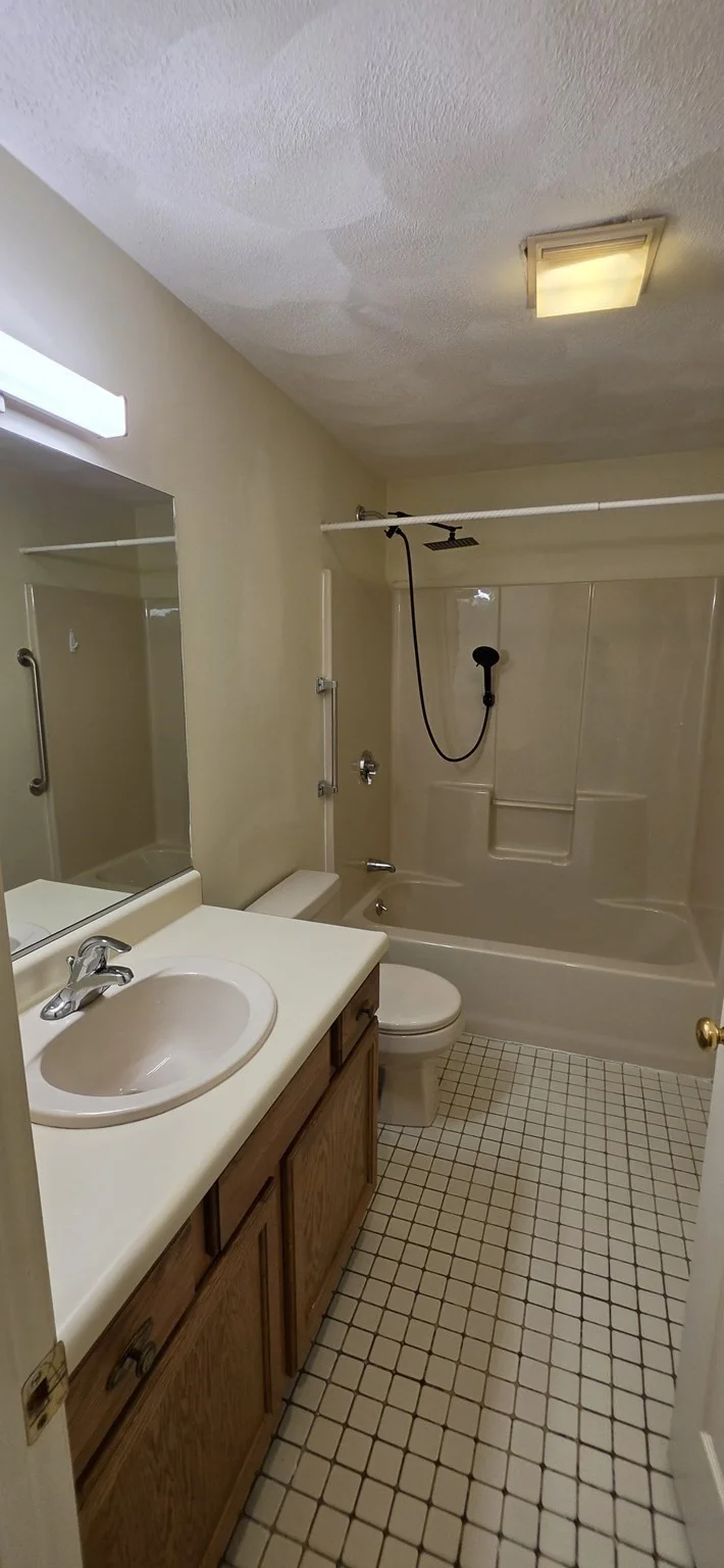 2 bed, 2 bath apartment for rent at 37 Crafts St Unit 37, Nonantum — photo 10 of 16