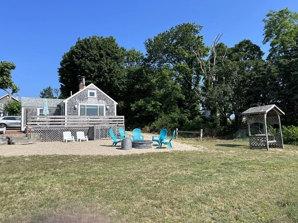 2 bed, 1 bath apartment for rent at 37 Cranberry Hwy Unit 2, Orleans (village) — photo 2 of 26