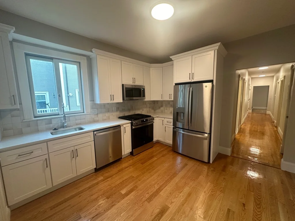 4 bed, 2 bath apartment for rent at 37 Crescent Ave Unit 1, Dorchester — photo 1 of 12