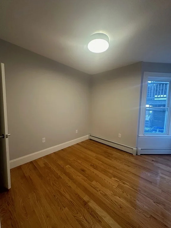 4 bed, 2 bath apartment for rent at 37 Crescent Ave Unit 1, Dorchester — photo 6 of 12