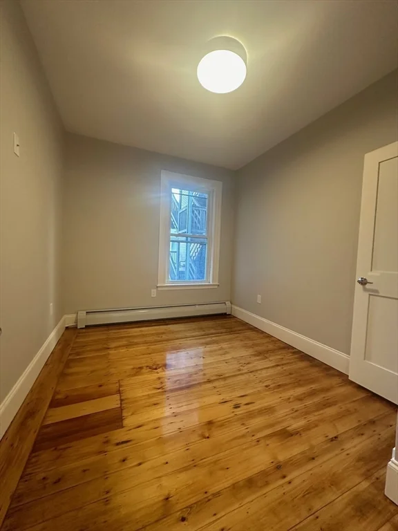 4 bed, 2 bath apartment for rent at 37 Crescent Ave Unit 1, Dorchester — photo 9 of 12