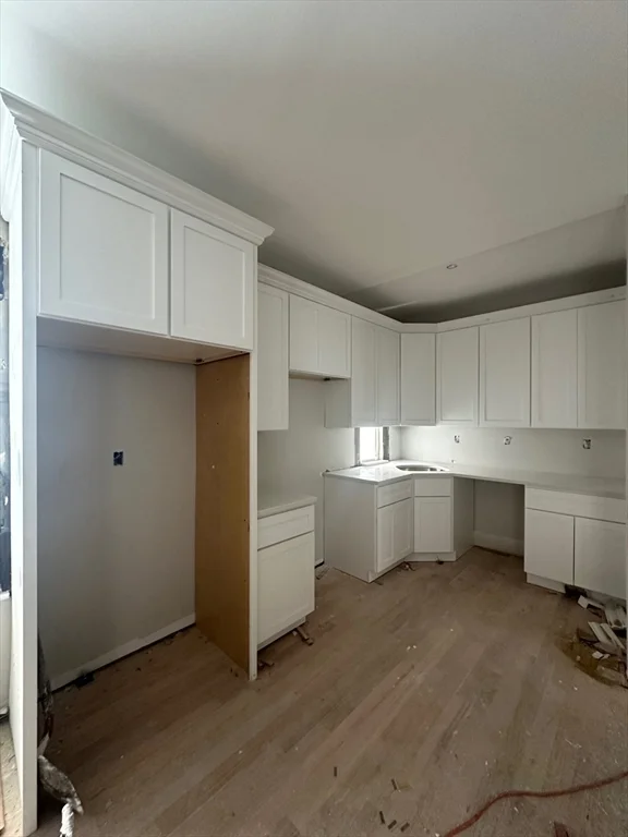 4 bed, 2 bath apartment for rent at 37 Crescent Ave Unit 3, Boston — photo 4 of 20