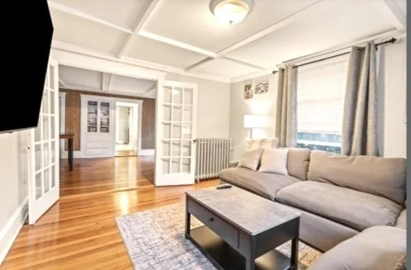 2 bed, 1 bath apartment for rent at 37 Crescent St Unit 37, Swampscott — photo 4 of 16