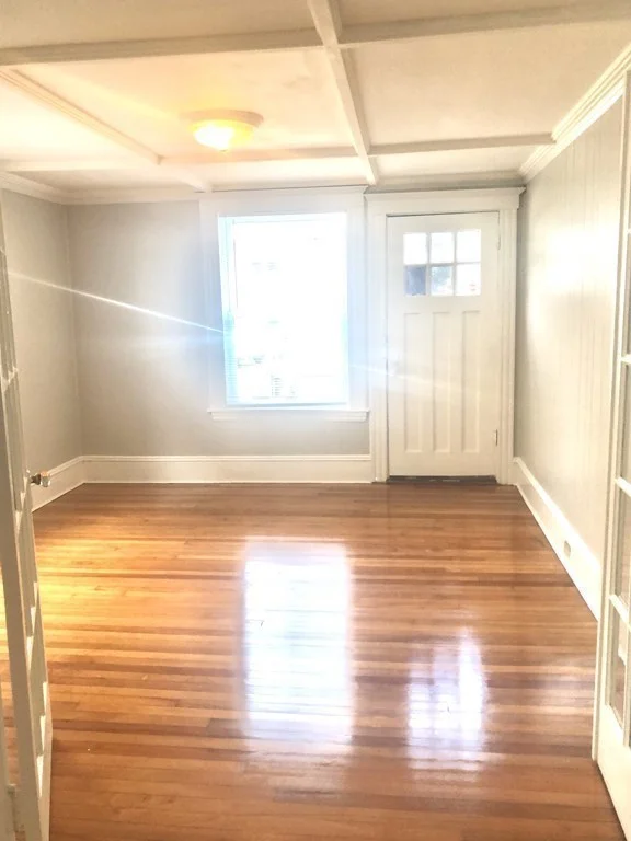 2 bed, 1 bath apartment for rent at 37 Crescent Unit 1, Swampscott — photo 13 of 29