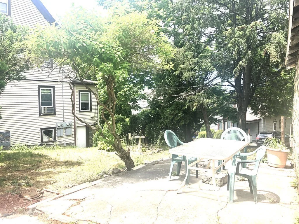 2 bed, 1 bath apartment for rent at 37 Crescent Unit 1, Swampscott — photo 3 of 29