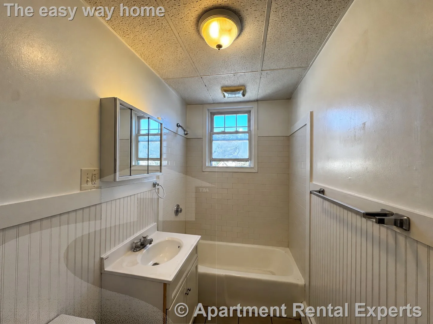 2 bed, 1 bath apartment for rent at 37 Davis Sq Unit 2, Davis Square — photo 4 of 8