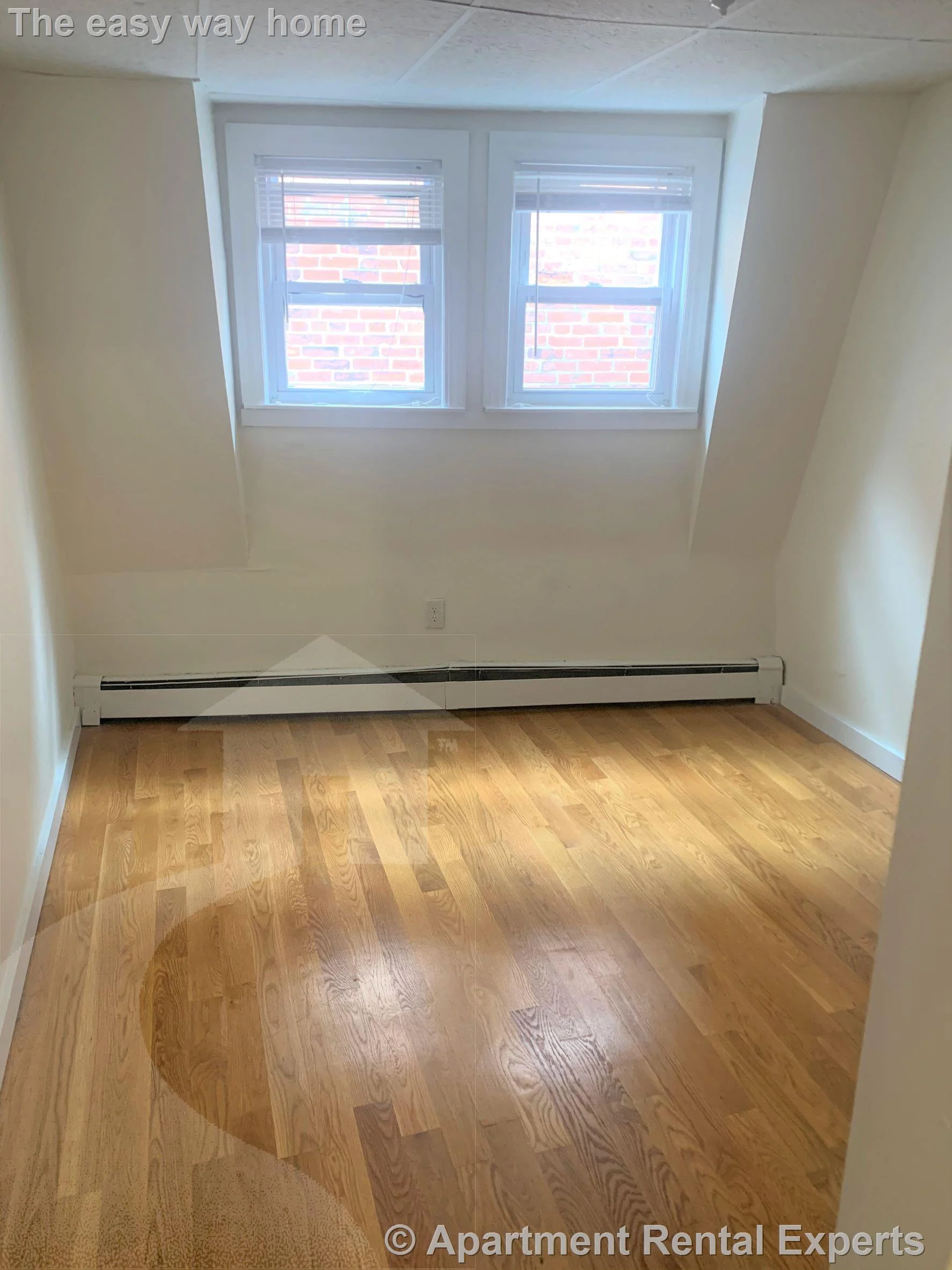 2 bed, 1 bath apartment for rent at 37 Davis Sq Unit 2, Davis Square — photo 3 of 8