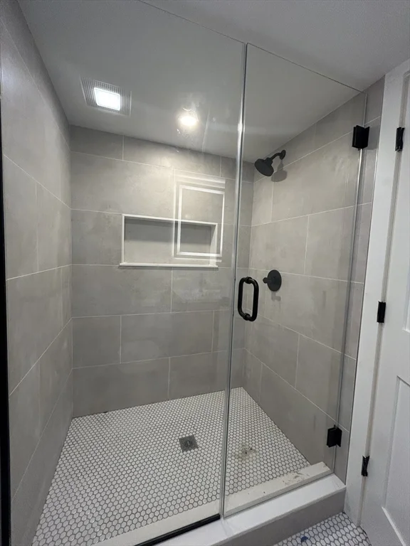 1 bed, 1 bath apartment for rent at 37 Delle Ave Unit 1, Mission Hill — photo 7 of 10