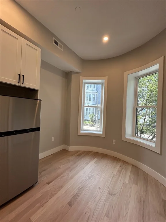 2 bed, 1 bath apartment for rent at 37 Delle Ave Unit 2, Mission Hill — photo 2 of 11