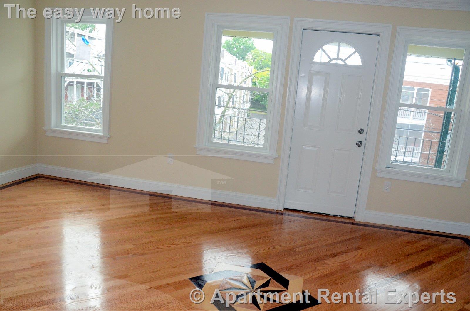 3 bed, 1 bath apartment for rent at 37 Edgar Ave Unit 2, Winter Hill — photo 3 of 9