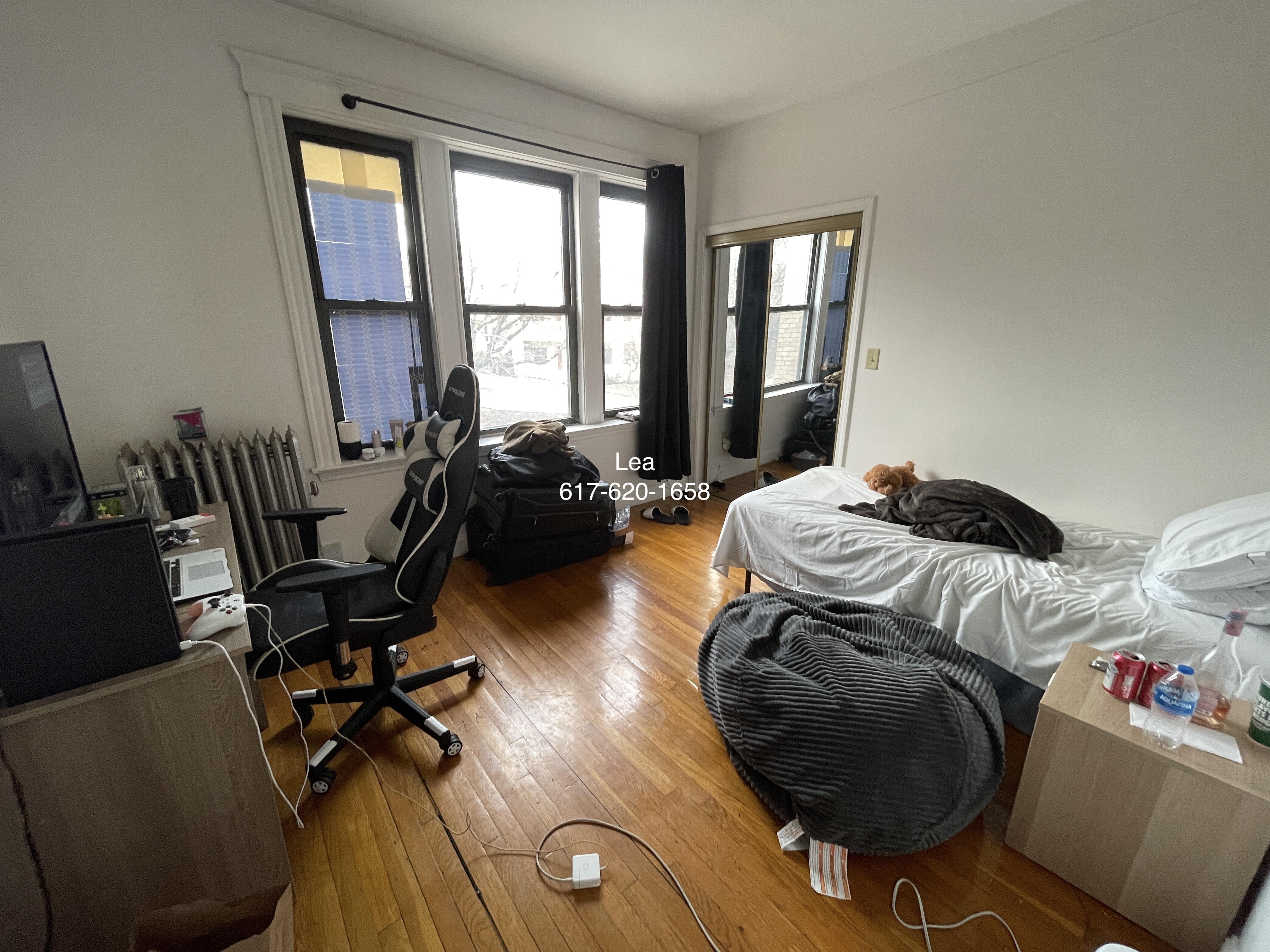 5 bed, 2 bath apartment for rent at 37 Egremont Rd Unit 5, Brighton — photo 7 of 18