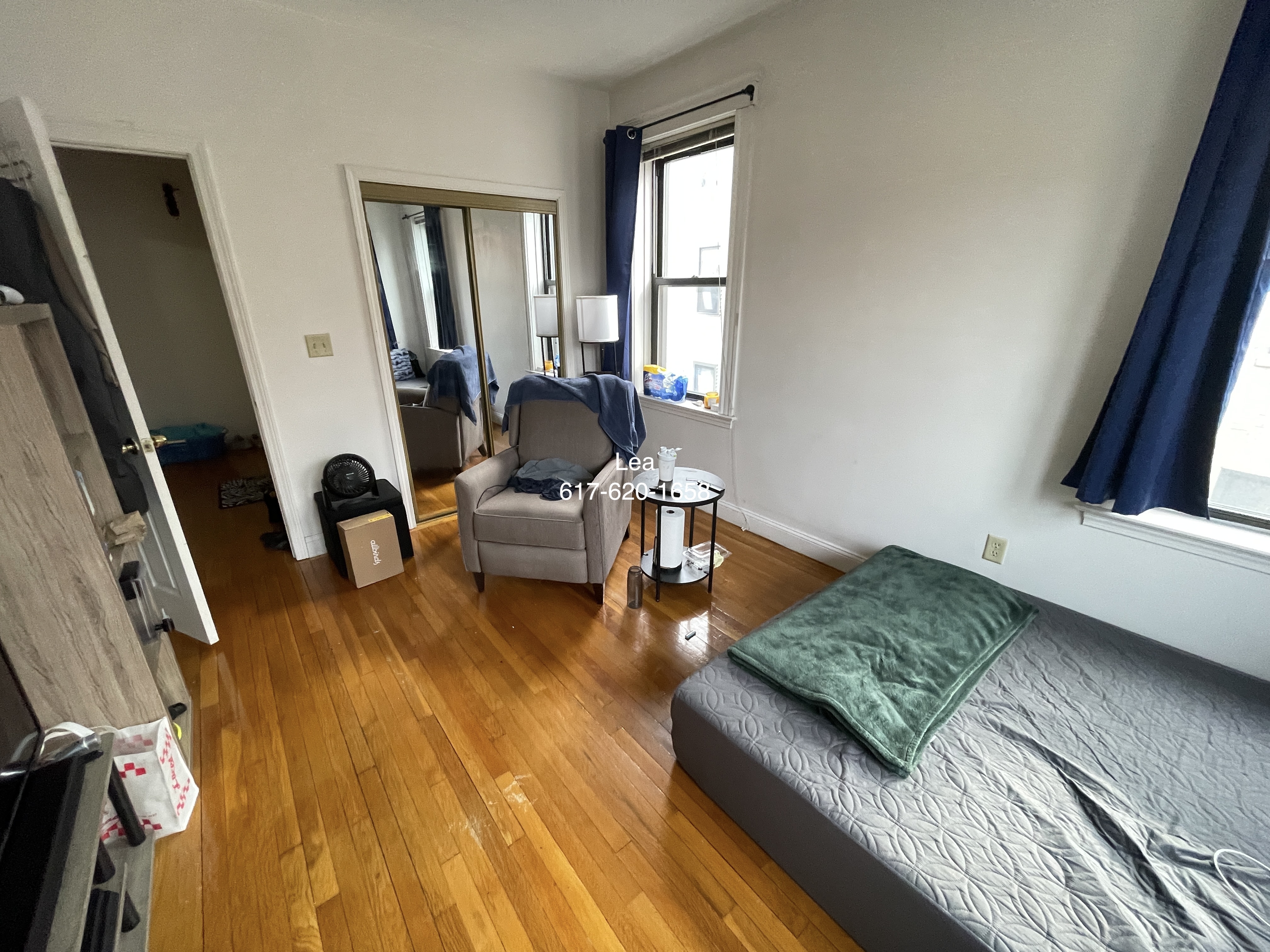 5 bed, 2 bath apartment for rent at 37 Egremont Rd Unit 5, Brighton — photo 11 of 18