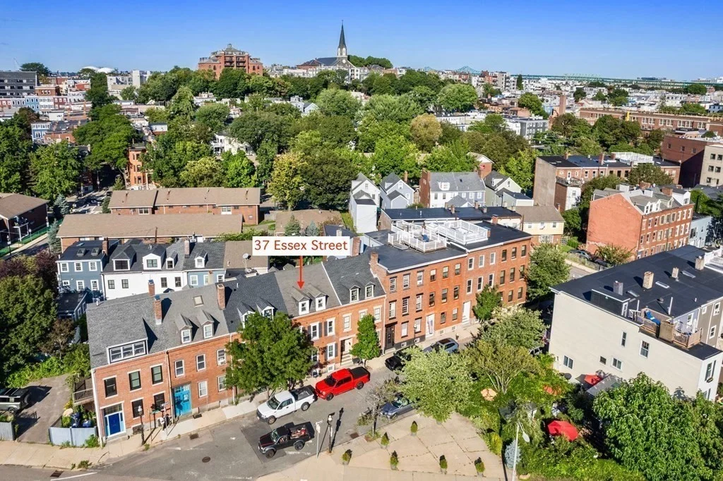 2 bed, 1 bath apartment for rent at 37 Essex St Unit 2, Charlestown — photo 15 of 15