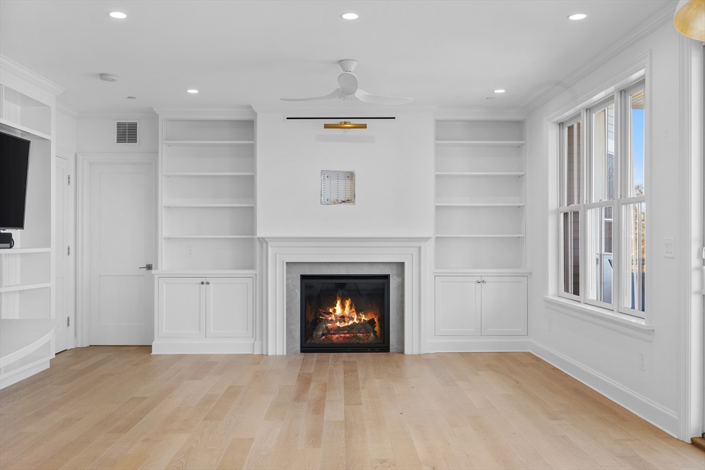 2 bed, 2 bath apartment for rent at 37 Farragut Rd Unit 6, South Boston — photo 6 of 24